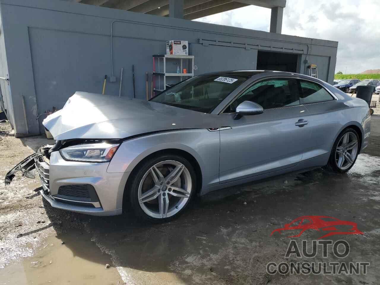 AUDI A5 2018 - WAUTNAF53JA007394