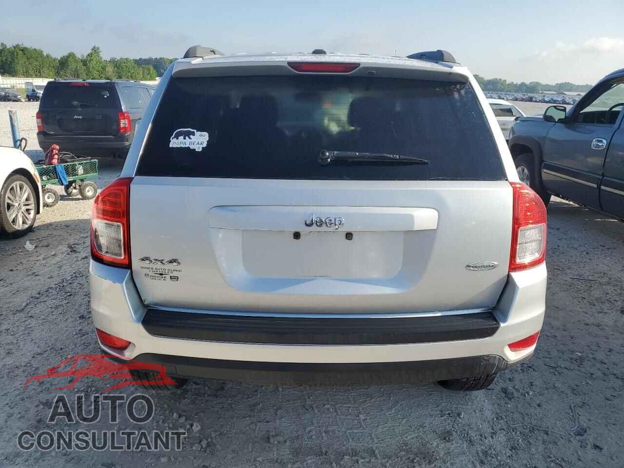 JEEP COMPASS 2011 - 1J4NF1FB8BD280761