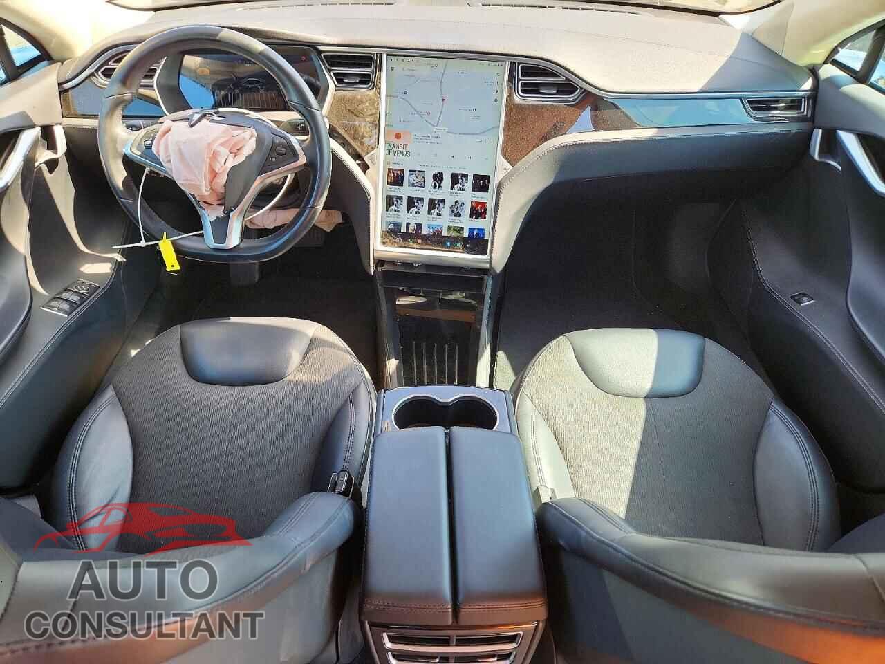 TESLA MODEL S 2015 - 5YJSA1E10FF103135