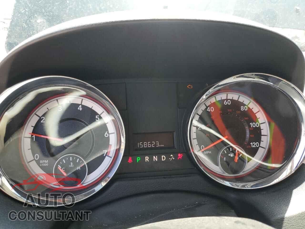 DODGE CARAVAN 2013 - 2C4RDGCG2DR685076
