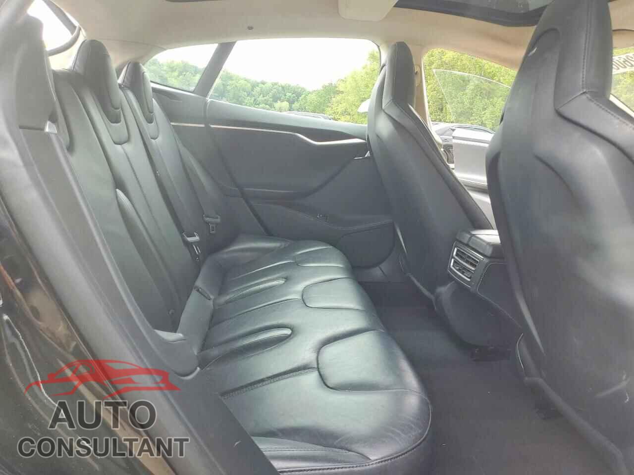 TESLA MODEL S 2014 - 5YJSA1H11EFP50962