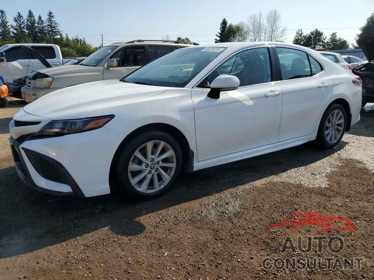 TOYOTA CAMRY 2022 - 4T1G11AKXNU051020