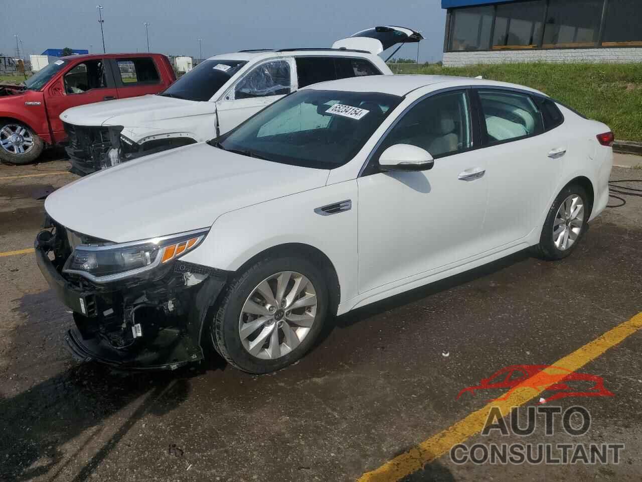 KIA OPTIMA 2018 - 5XXGT4L30JG253371