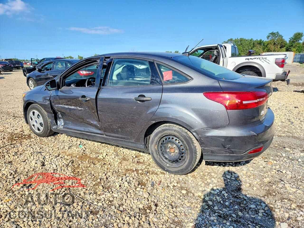 FORD FOCUS 2018 - 1FADP3E29JL215231