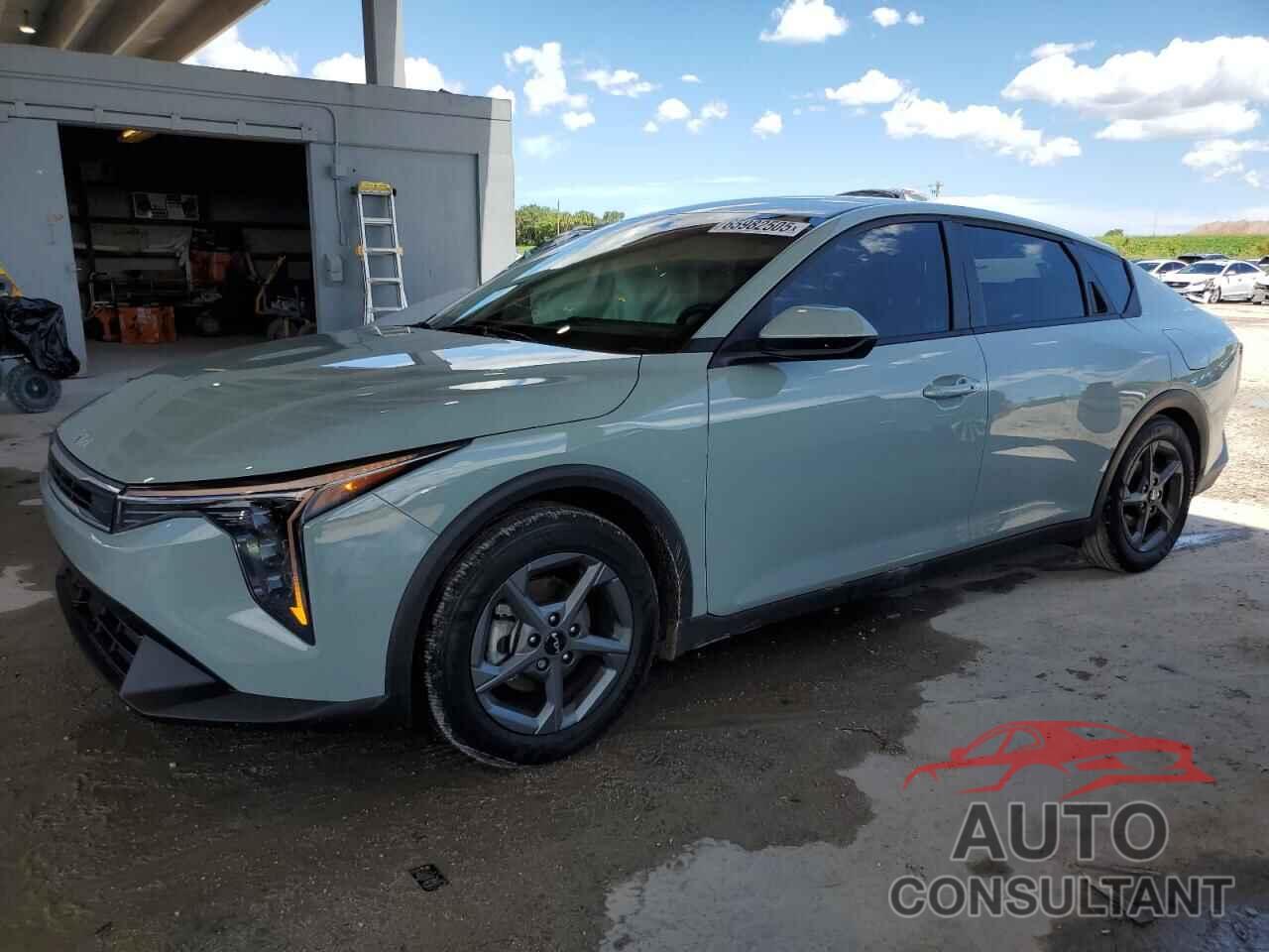 KIA K4 LX 2025 - 3KPFT4DE1SE103095