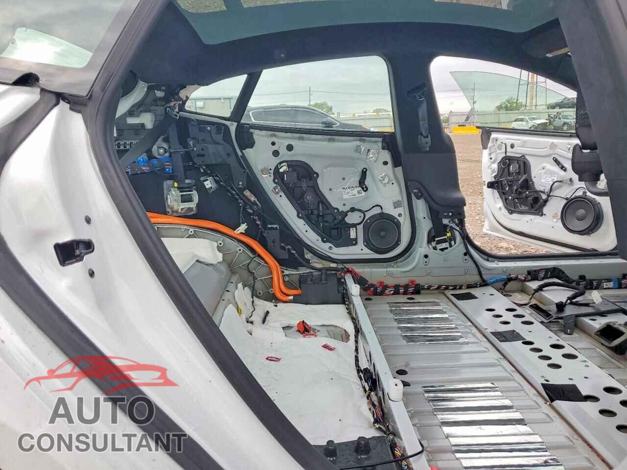 TESLA MODEL S 2023 - 5YJSA1E5XPF522078