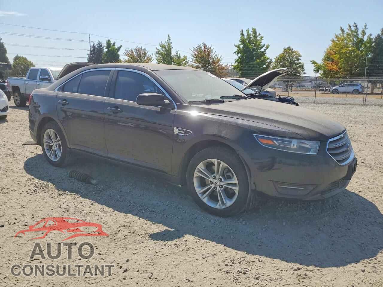 FORD TAURUS 2019 - 1FAHP2E83KG112946
