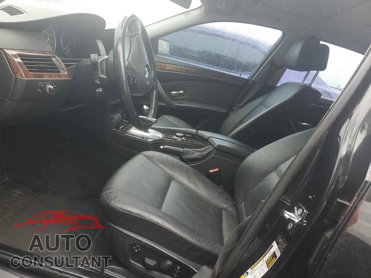 BMW 5 SERIES 2010 - WBANU5C53AC124792