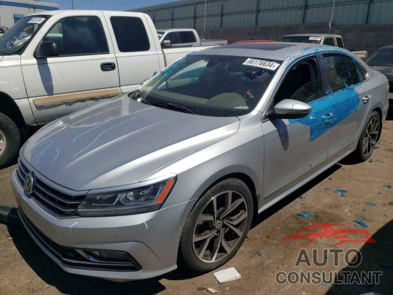 VOLKSWAGEN PASSAT 2018 - 1VWCM7A33JC001921