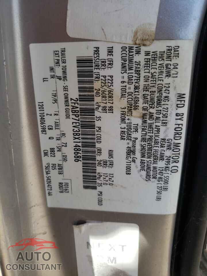 FORD CROWN VIC 2011 - 2FABP7EV3BX148686