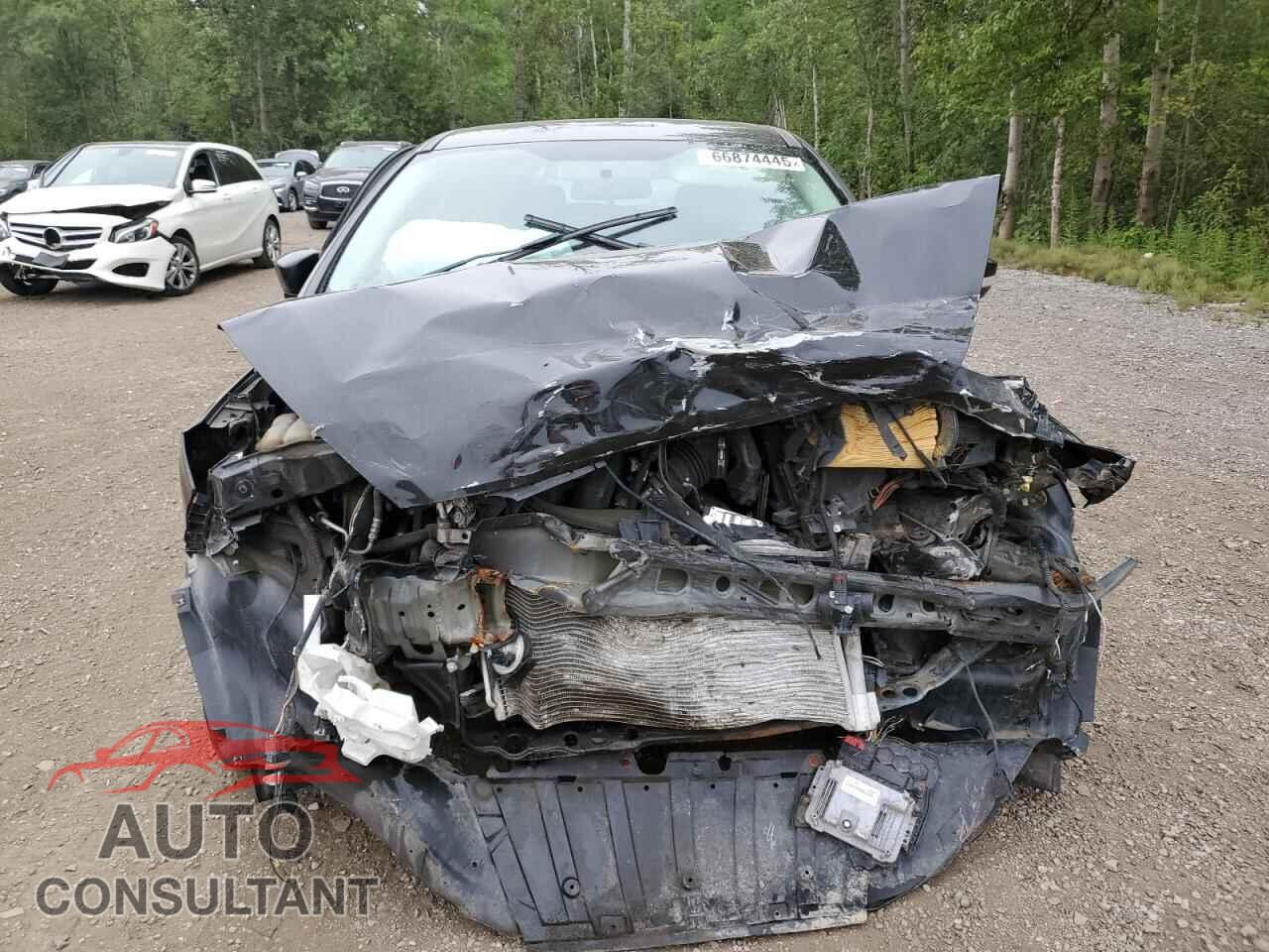 FORD FOCUS 2015 - 1FADP3F25FL257806