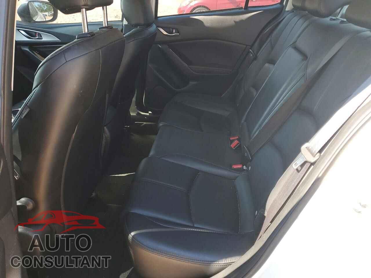 MAZDA 3 2017 - 3MZBN1V72HM152437