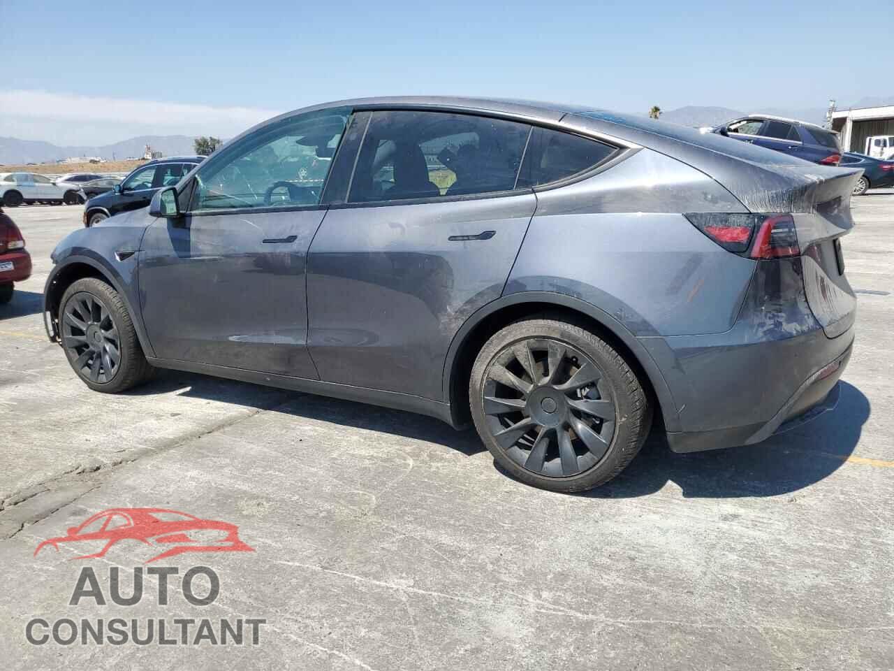 TESLA MODEL Y 2023 - 7SAYGDED2PF962946