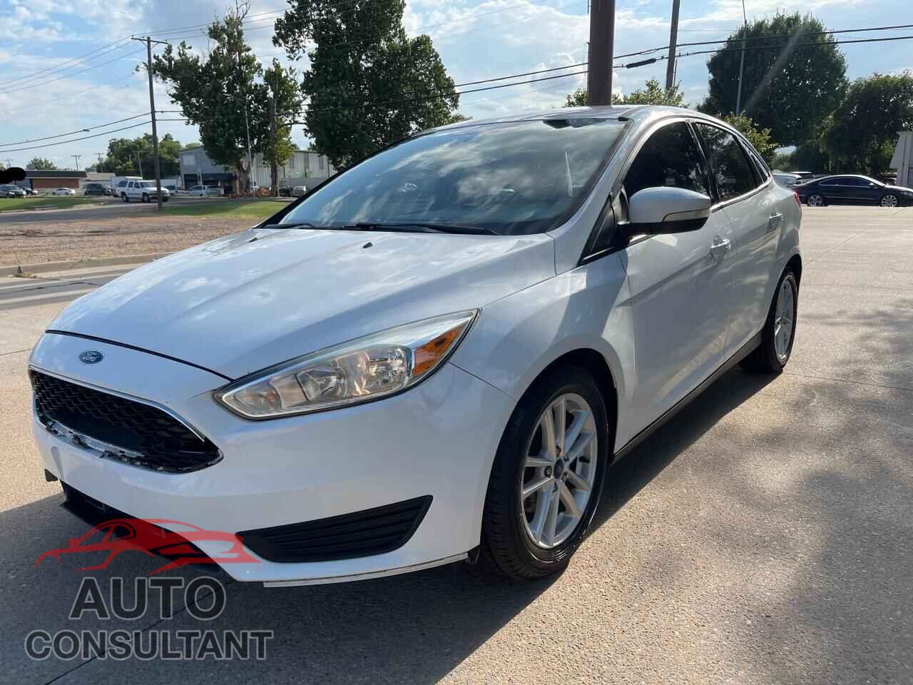 FORD FOCUS 2017 - 1FADP3F25HL276679