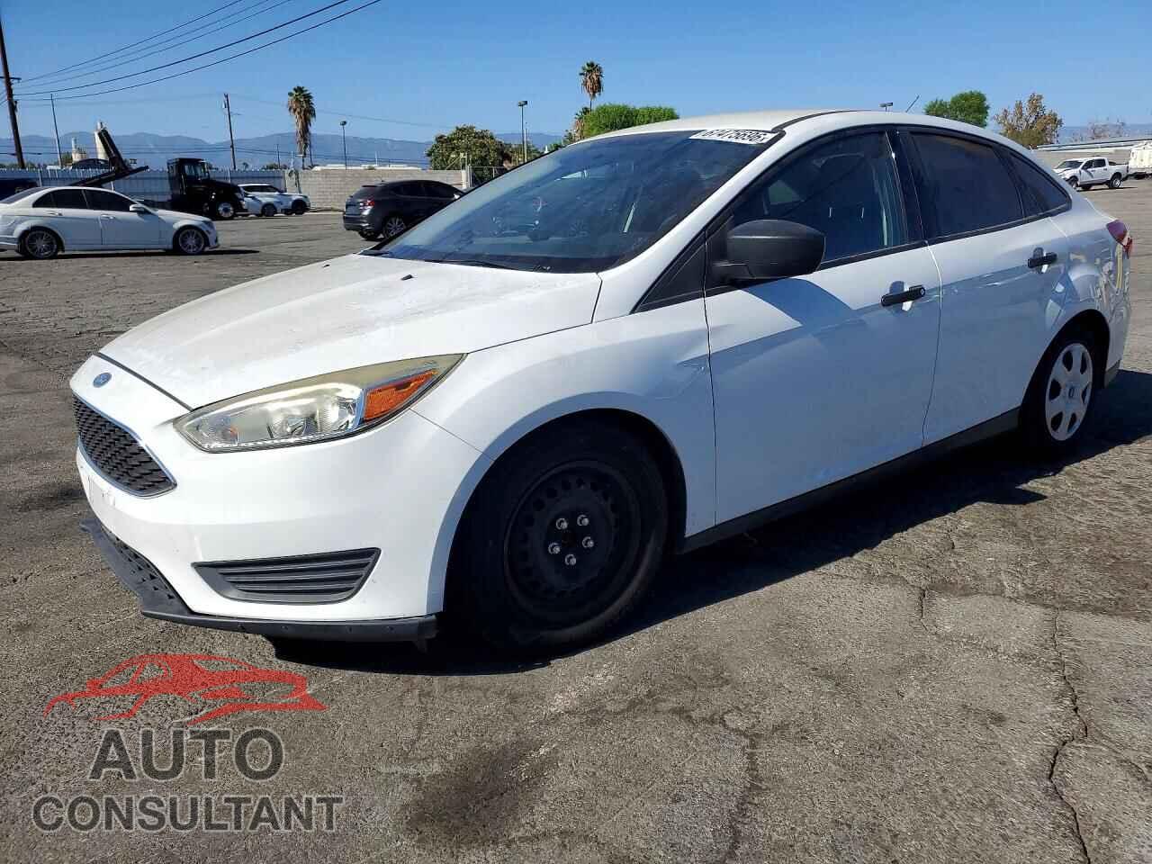 FORD FOCUS 2016 - 1FADP3E2XGL268142