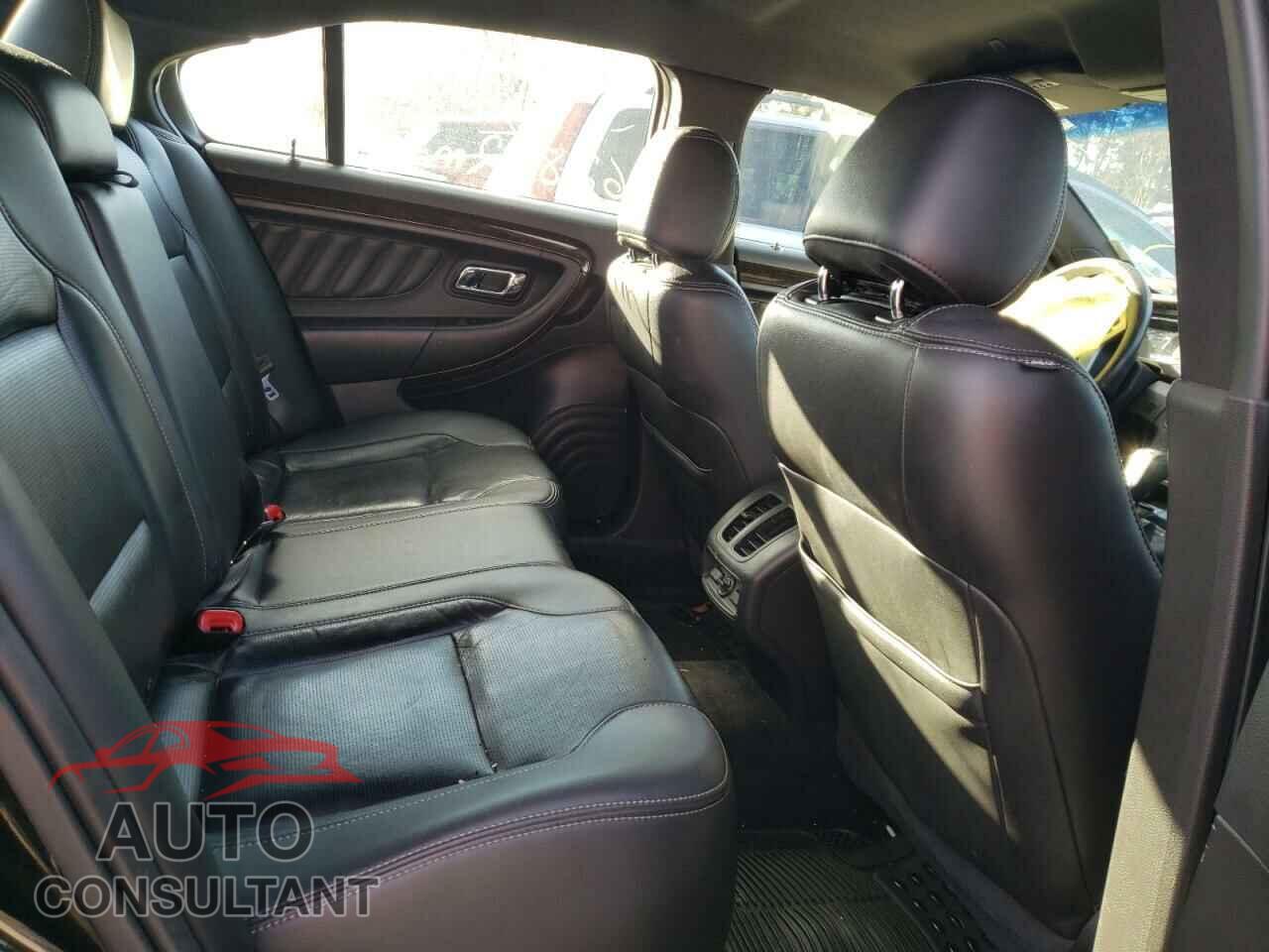 FORD TAURUS 2017 - 1FAHP2F84HG119220