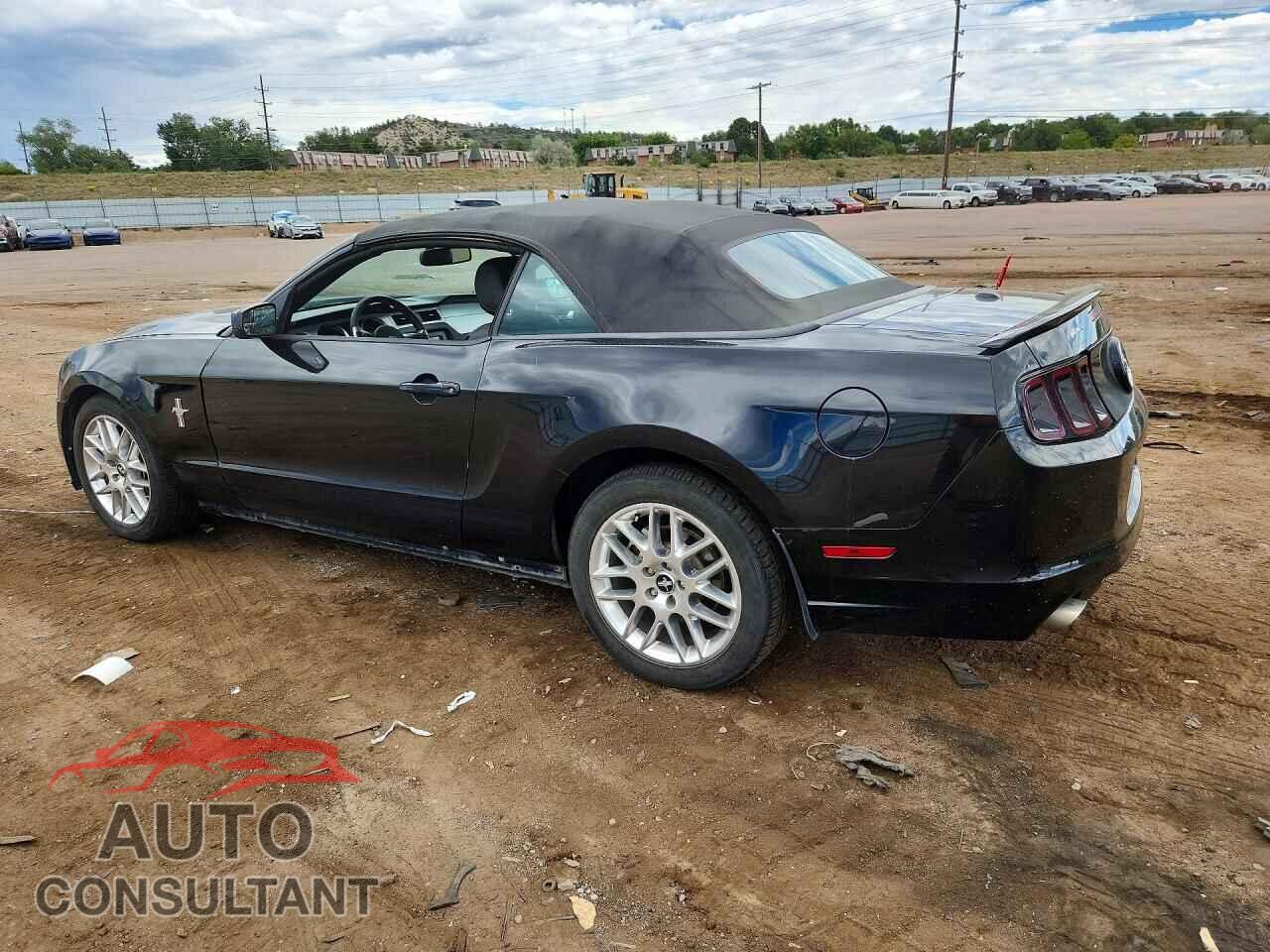 FORD MUSTANG 2014 - 1ZVBP8EM8E5226647