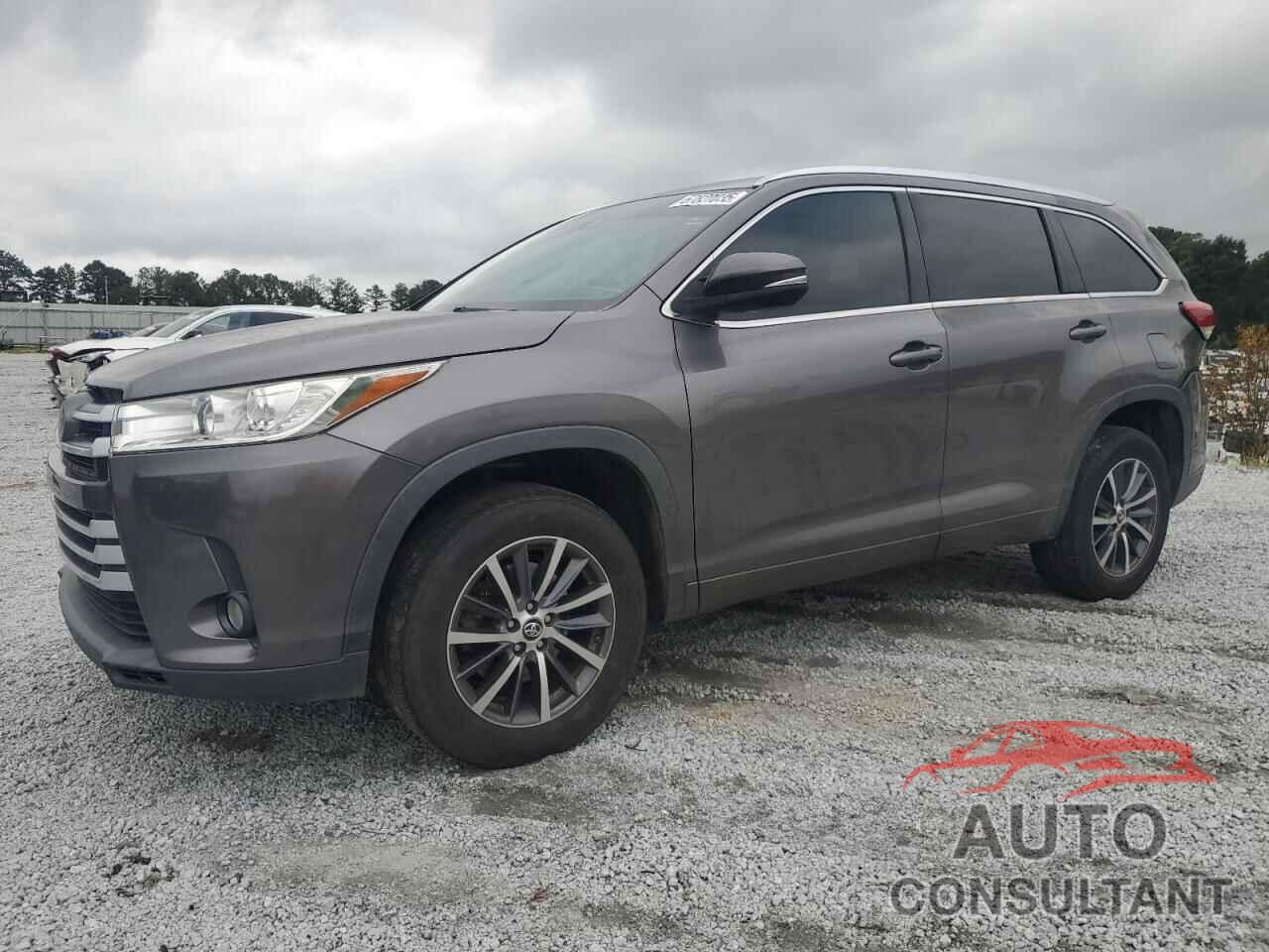 TOYOTA HIGHLANDER 2017 - 5TDKZRFH0HS224801