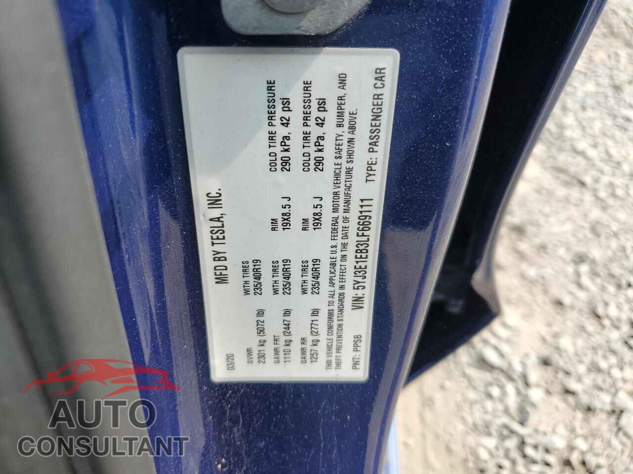 TESLA MODEL 3 2020 - 5YJ3E1EB3LF669111