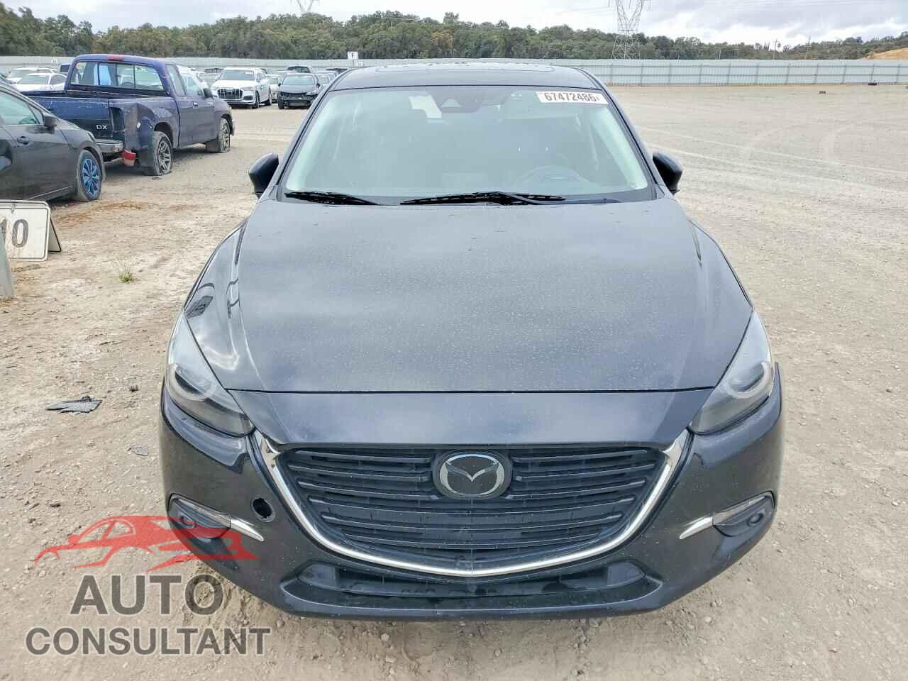 MAZDA 3 2018 - 3MZBN1M3XJM192818