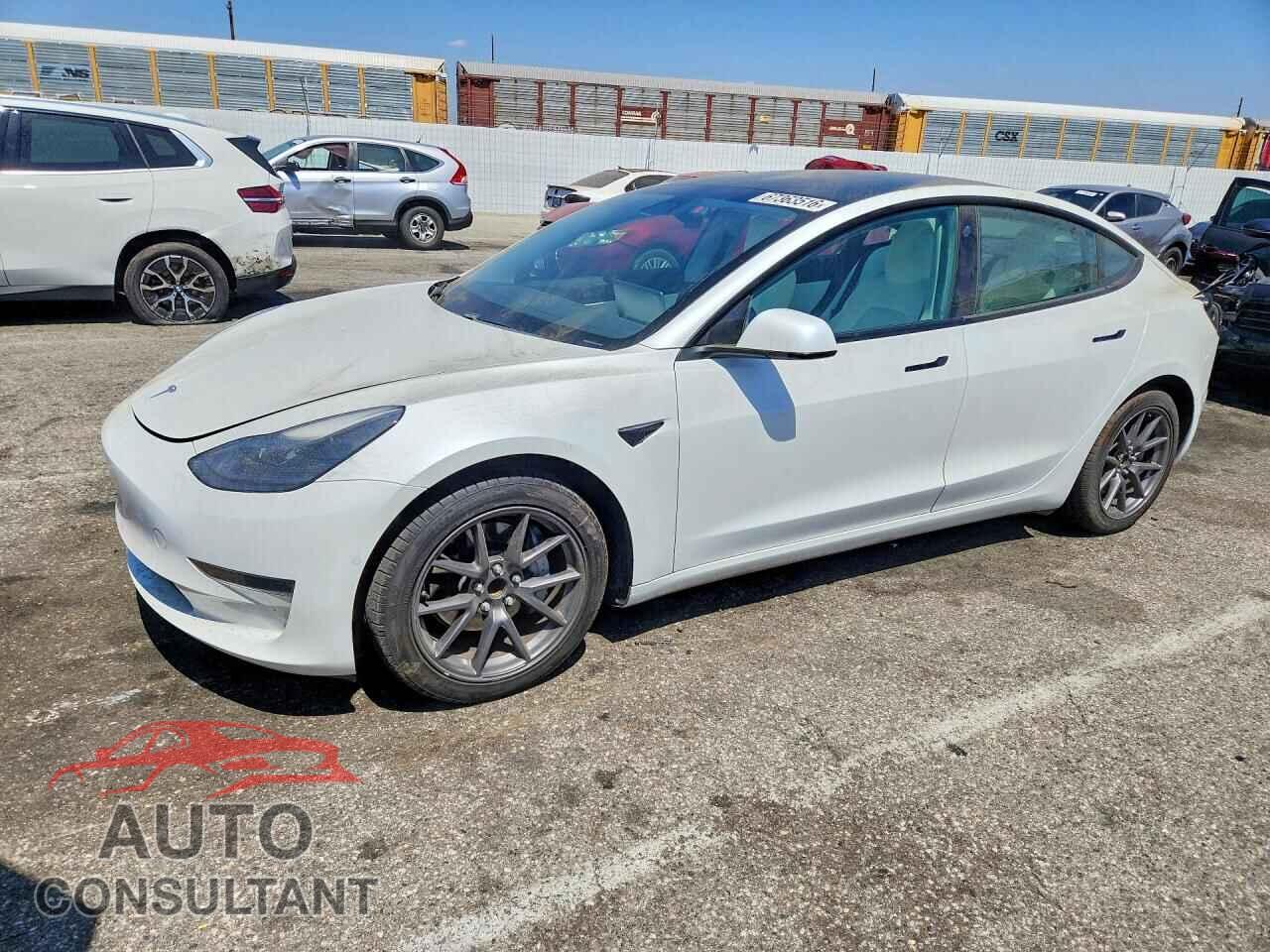 TESLA MODEL 3 2021 - 5YJ3E1EA6MF873393