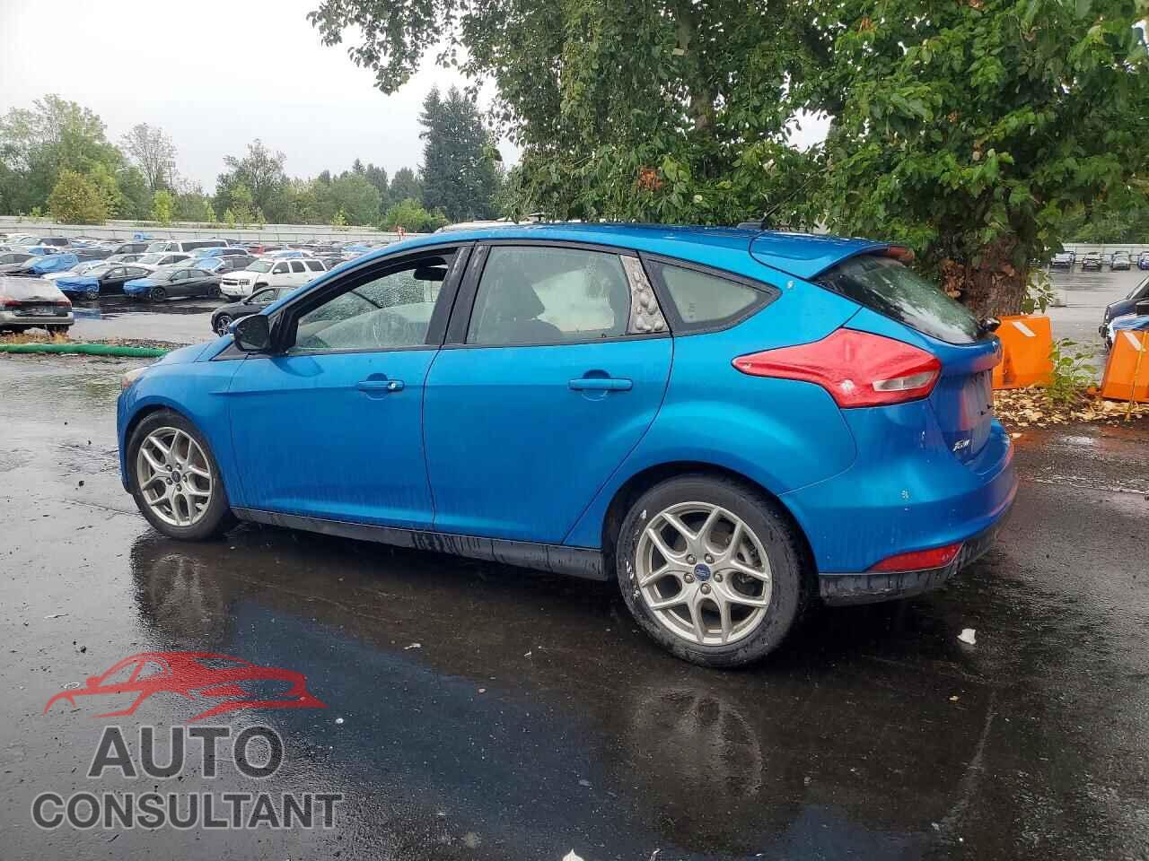 FORD FOCUS 2015 - 1FADP3K28FL330320