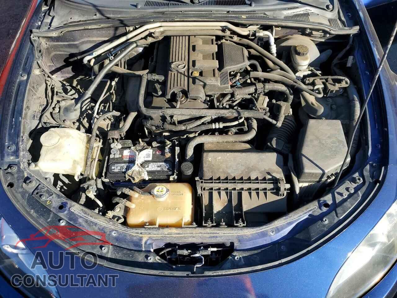 MAZDA MX5 2011 - JM1NC2NF1B0214875
