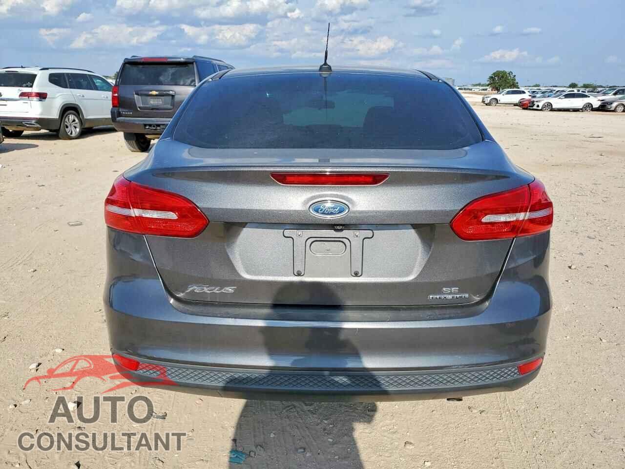 FORD FOCUS 2015 - 1FADP3F24FL348016