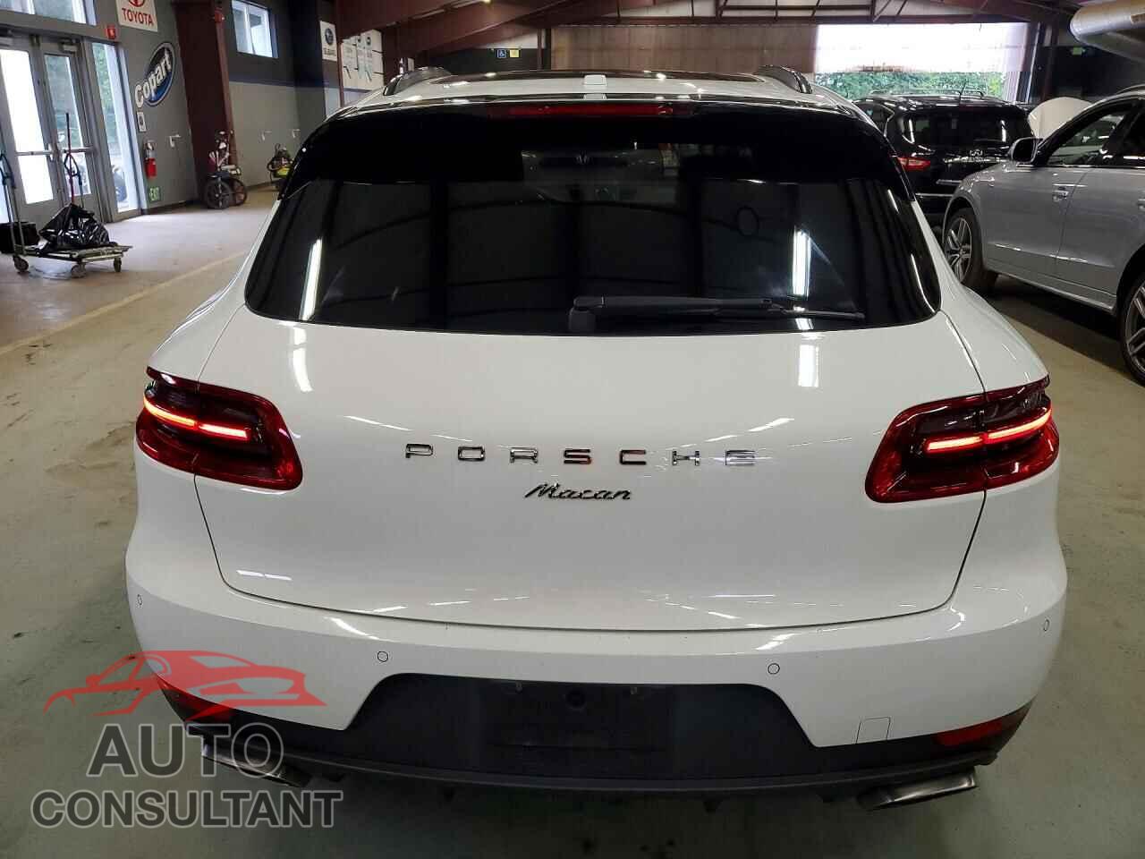 PORSCHE MACAN 2017 - WP1AA2A57HLB08065