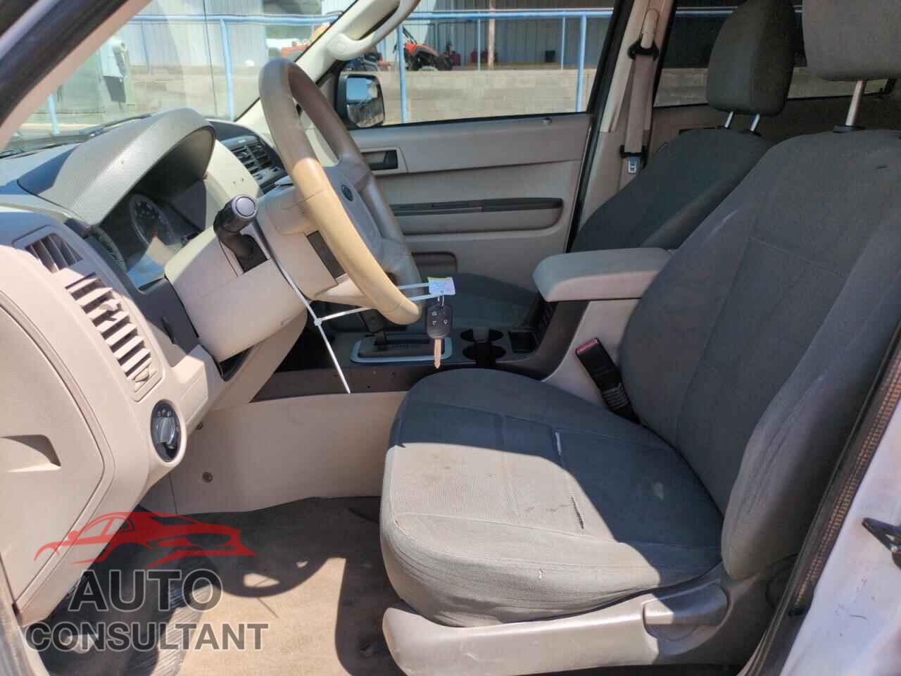 FORD ESCAPE 2010 - 1FMCU9C70AKB18971