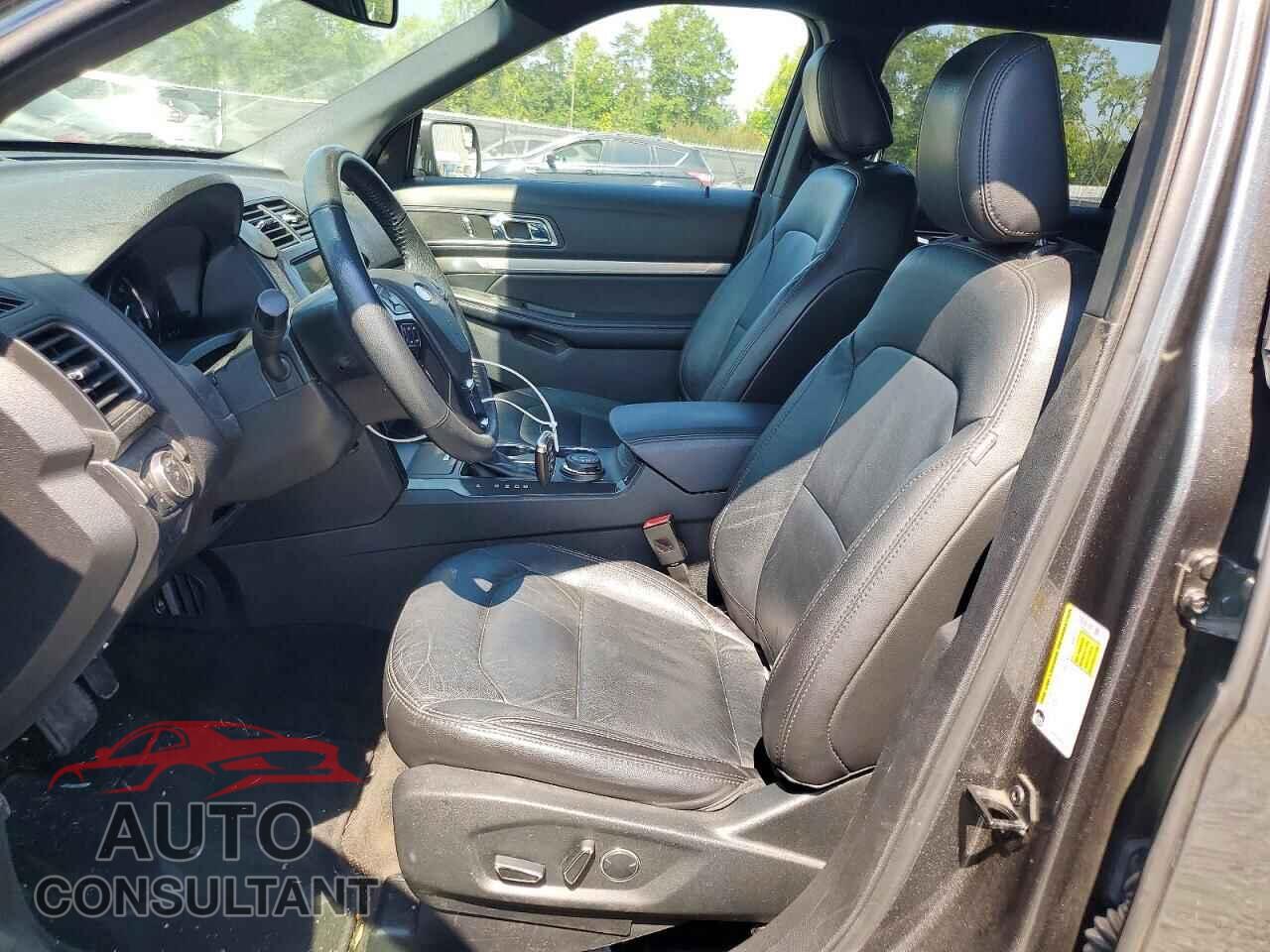 FORD EXPLORER 2018 - 1FM5K8D85JGA75909