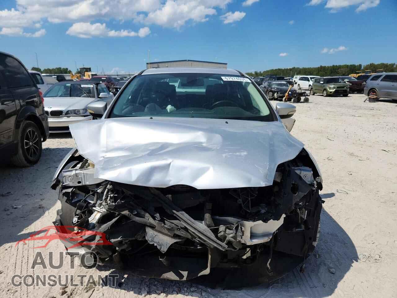 FORD FOCUS 2012 - 1FAHP3H2XCL227243