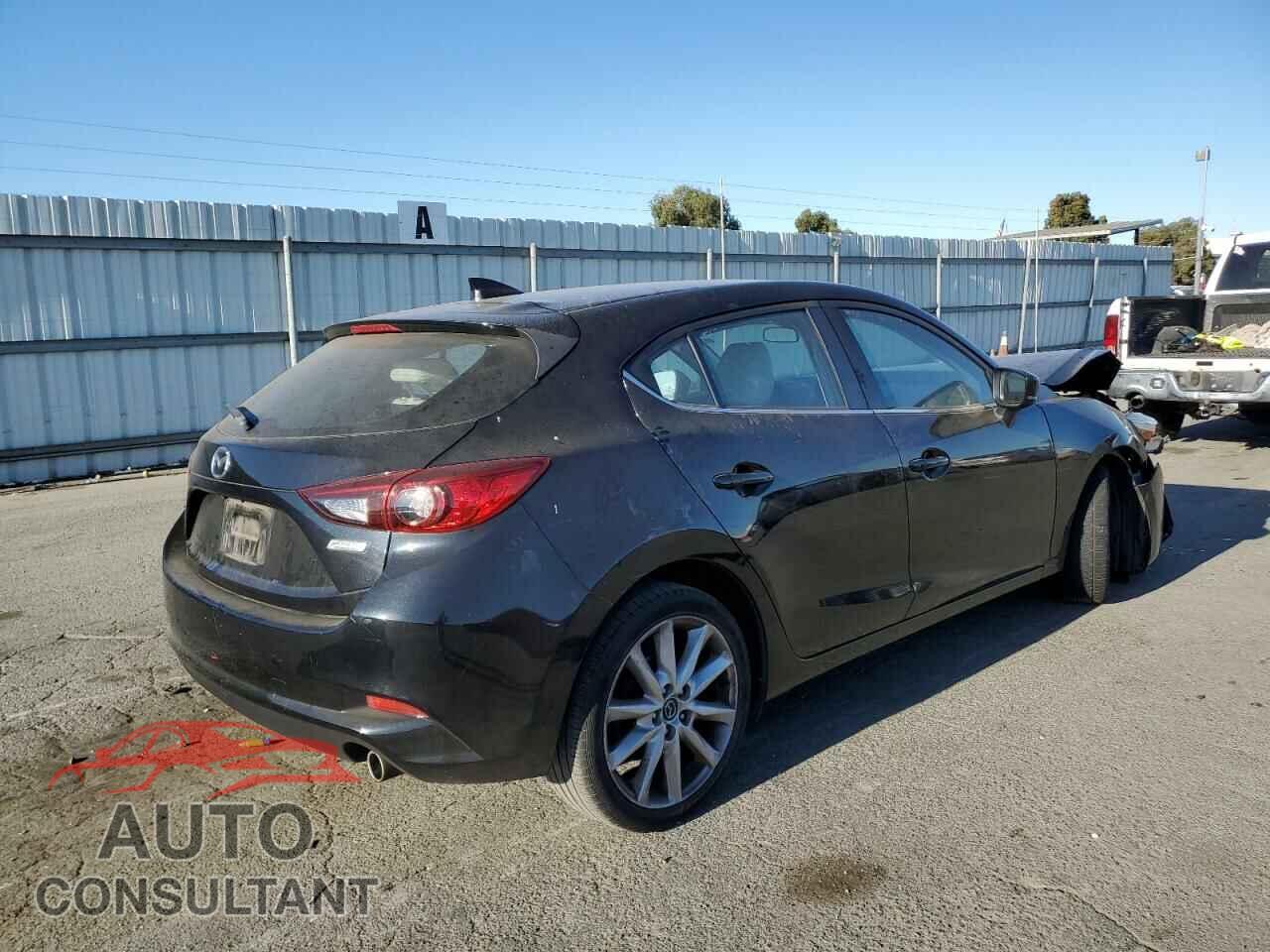 MAZDA 3 2017 - JM1BN1M30H1124103