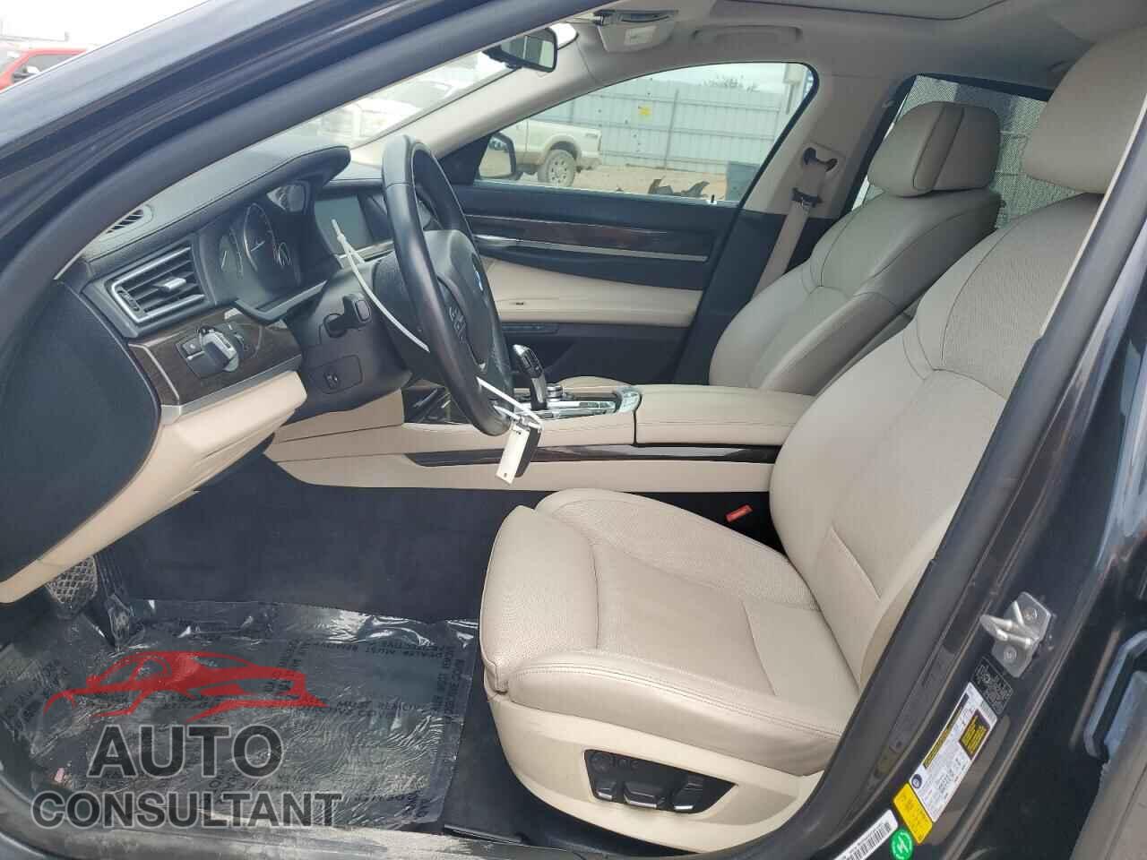 BMW 7 SERIES 2012 - WBAKA8C52CDS99884