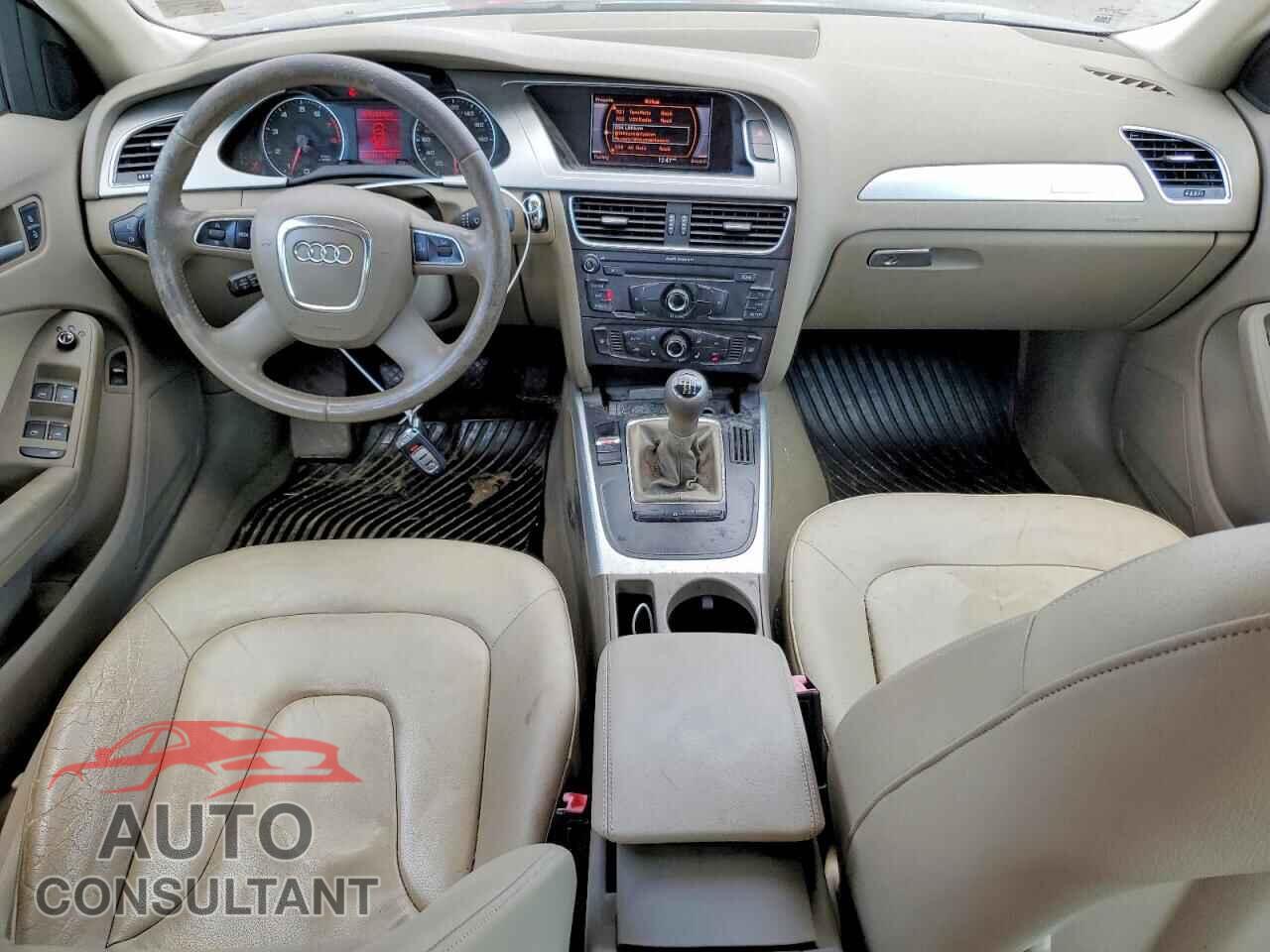 AUDI A4 2012 - WAUDFAFL6CA115107