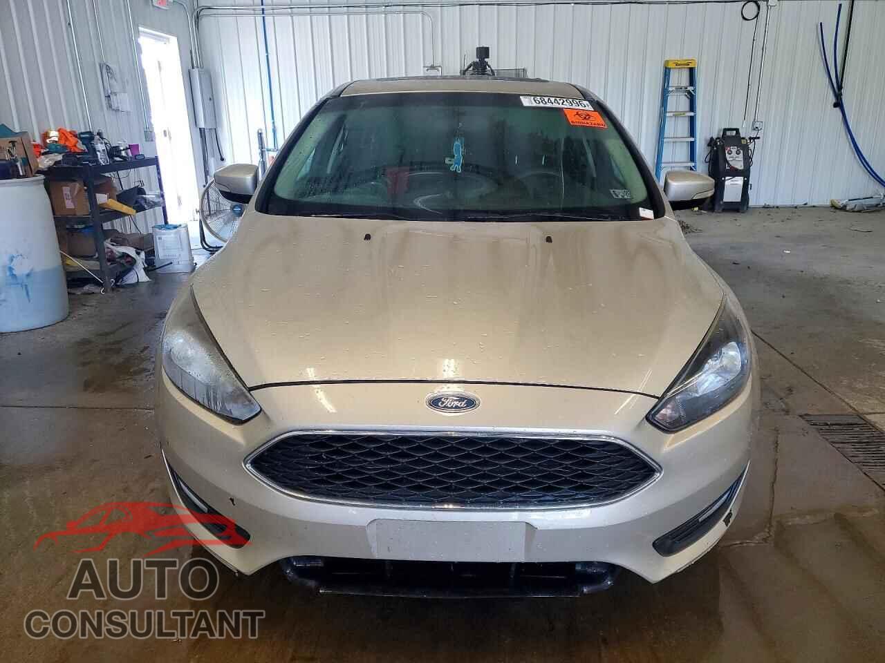 FORD FOCUS 2017 - 1FADP3M23HL228729