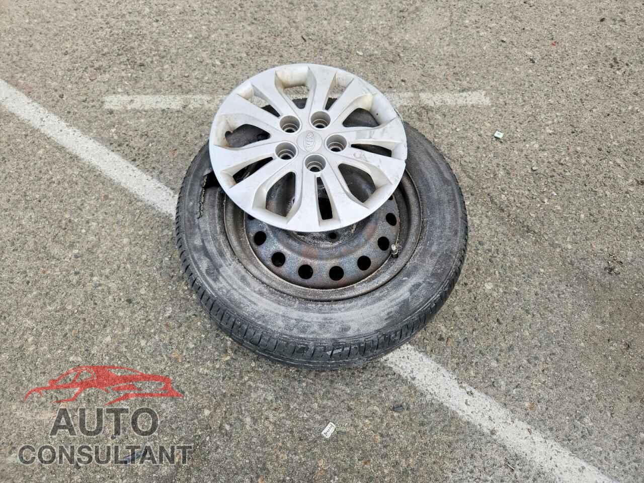KIA FORTE 2010 - KNAFU4A26A5808926