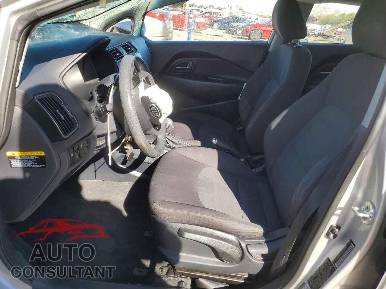 KIA RIO 2017 - KNADM4A33H6048281