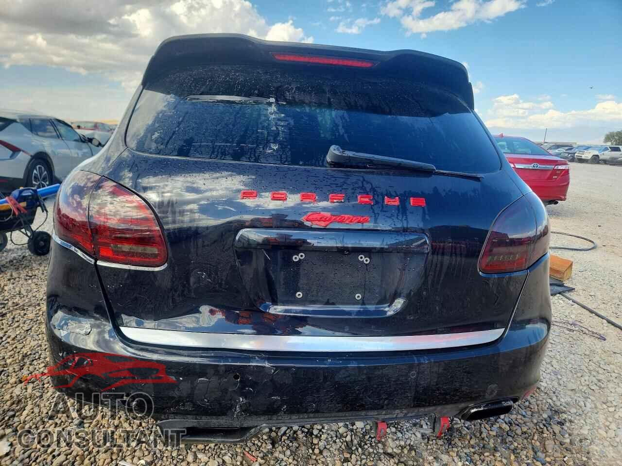PORSCHE CAYENNE 2012 - WP1AA2A25CLA02616