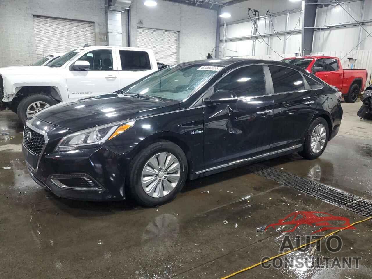 HYUNDAI SONATA 2016 - KMHE24L17GA037008