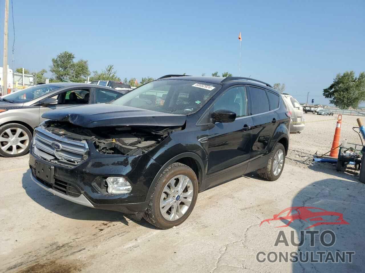 FORD ESCAPE 2018 - 1FMCU9GD8JUA32196