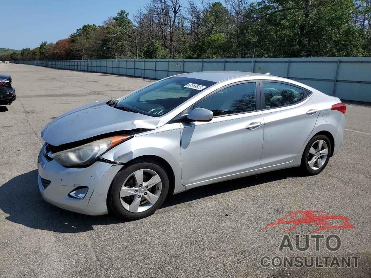 HYUNDAI ELANTRA 2013 - 5NPDH4AE4DH306929