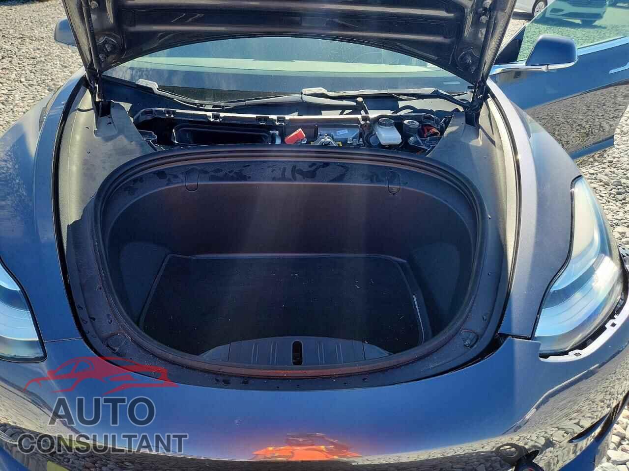 TESLA MODEL 3 2019 - 5YJ3E1EA9KF190312