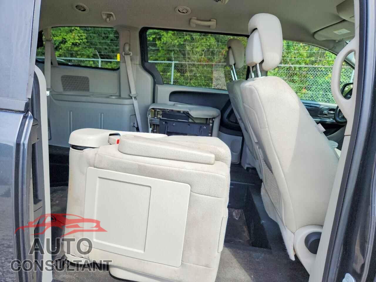 DODGE CARAVAN 2011 - 2D4RN4DG7BR674360