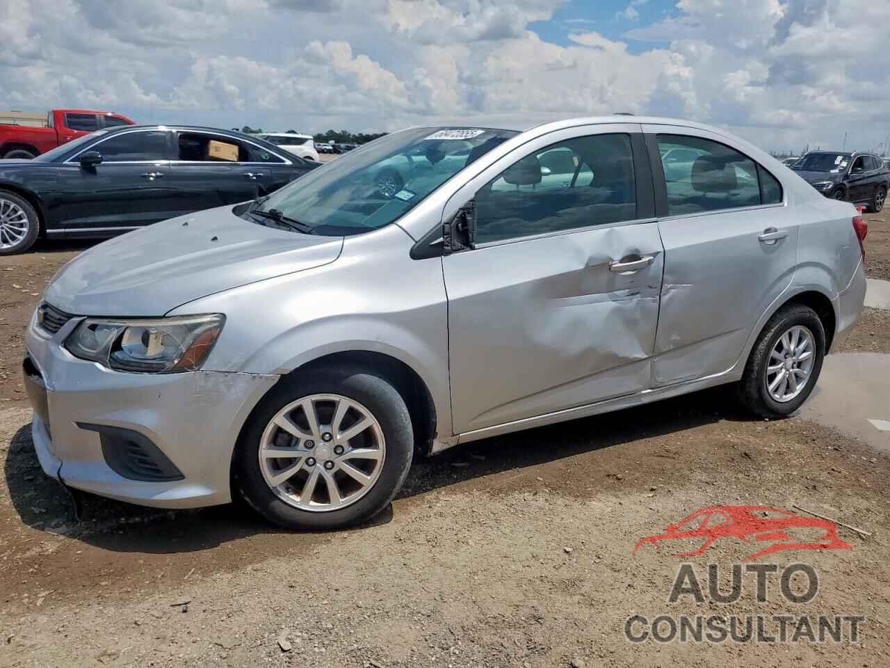 CHEVROLET SONIC 2017 - 1G1JD5SH3H4129257