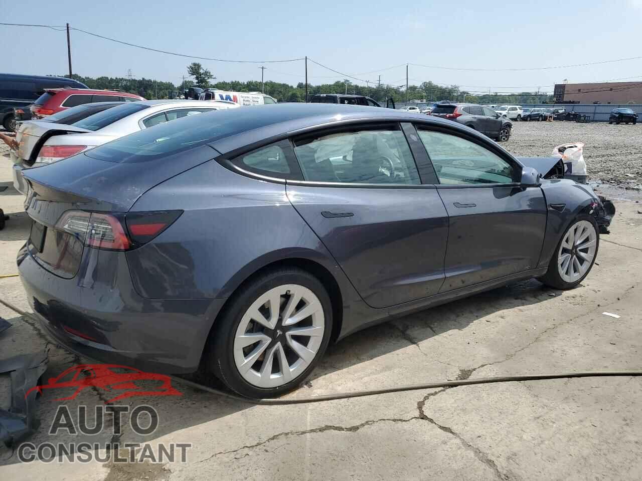 TESLA MODEL 3 2022 - 5YJ3E1EA4NF373461