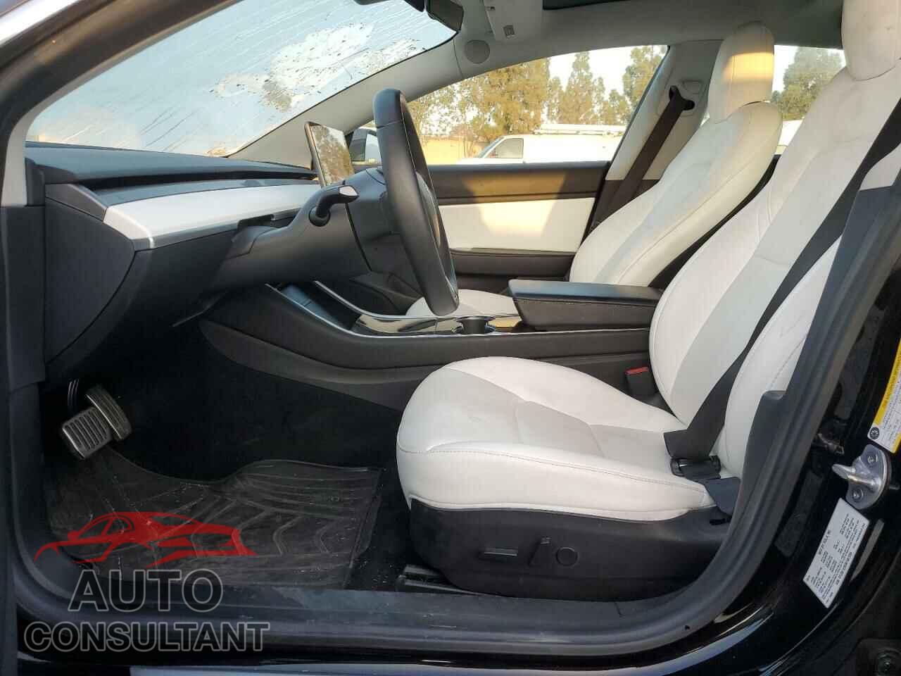 TESLA MODEL 3 2019 - 5YJ3E1EB5KF407265