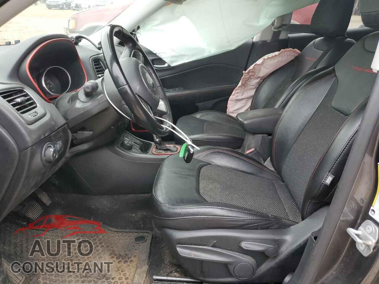JEEP COMPASS 2020 - 3C4NJDDB7LT163175