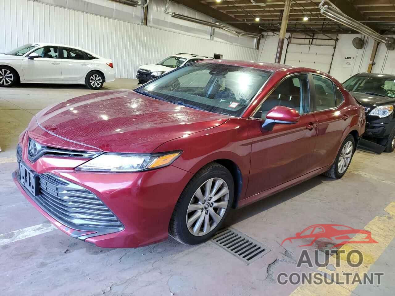 TOYOTA CAMRY 2018 - 4T1B11HK7JU503774