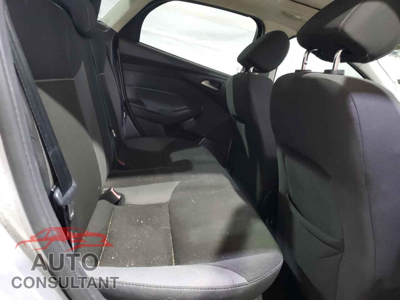 FORD FOCUS 2014 - 1FADP3F25EL255505